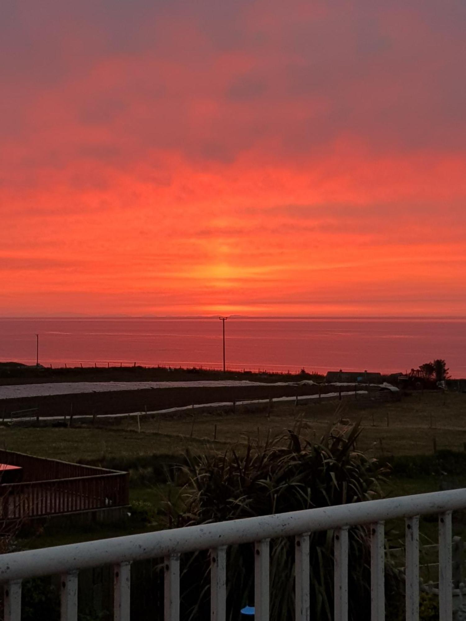 Sunrise View Panzió Castlemagee Kültér fotó