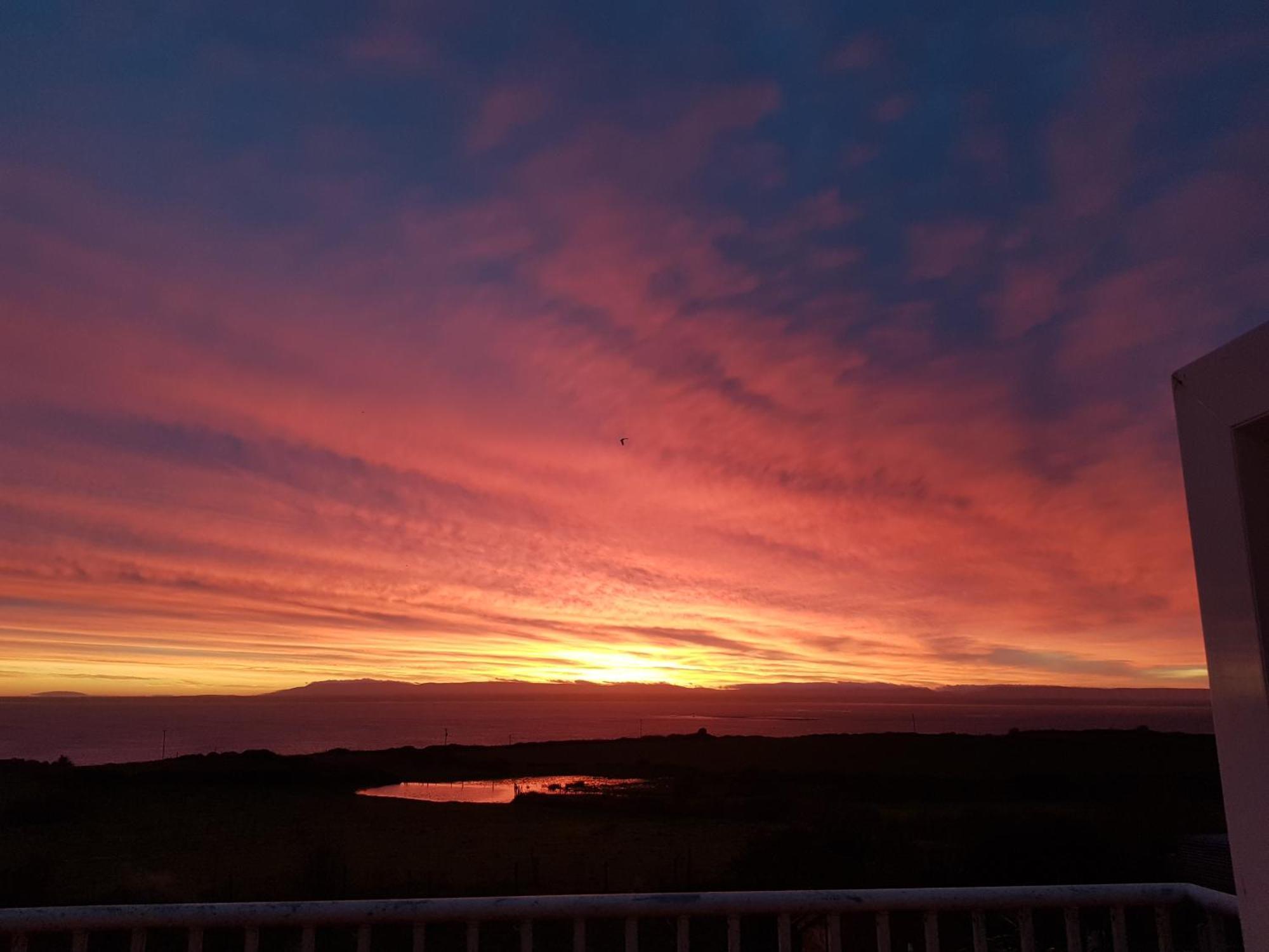 Sunrise View Panzió Castlemagee Kültér fotó